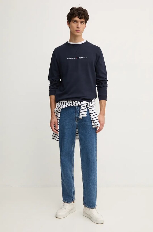 Mikina Tommy Hilfiger UM0UM03346 tmavomodrá SS25