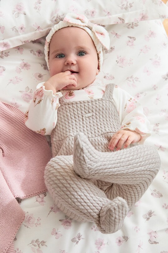 Mayoral Newborn pajacyk niemowlęcy beżowy 2602.2B.Newborn.9BYH