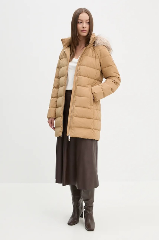 Bavlněné tričko s dlouhým rukávem Tommy Hilfiger UW0UW05571 béžová AW24