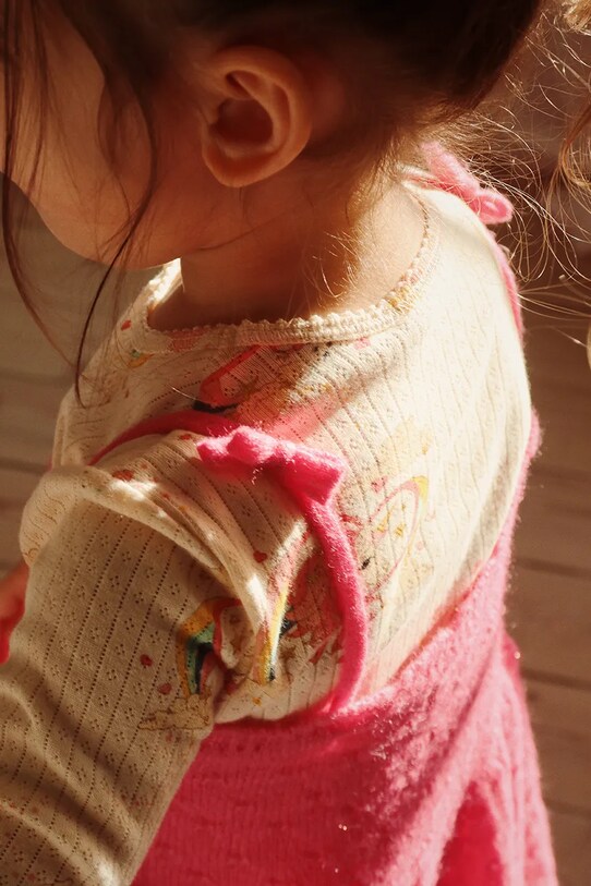 Konges Sløjd longsleeve bawełniany dziecięcy MINNIE GLITTER BLOUSE GOTS KS102053