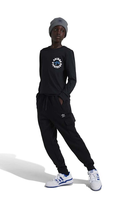 Хлопковый детский лонгслив adidas Originals GFX LONGSLEEVE IY5454