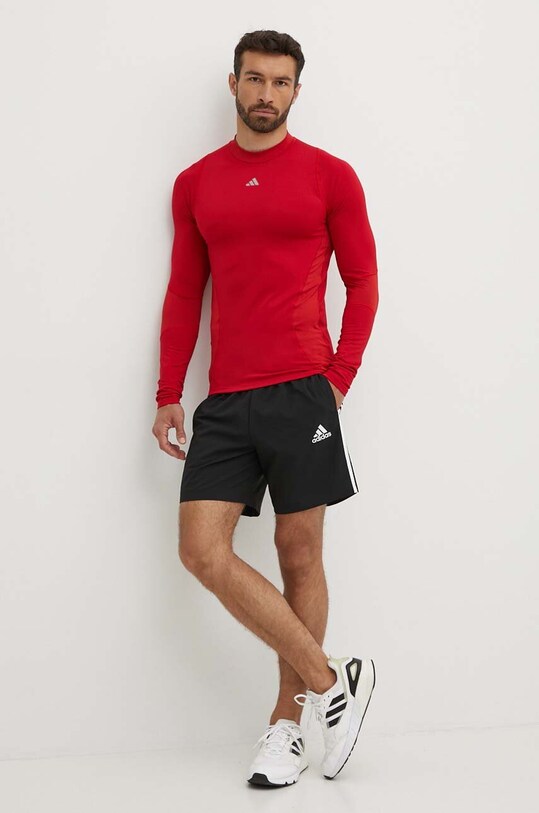Tréninkové tričko s dlouhým rukávem adidas Performance Techfit COLD.RDY HP0572 červená AW24