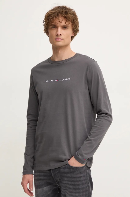 Bavlněné tričko s dlouhým rukávem Tommy Hilfiger potisk šedá UM0UM03345