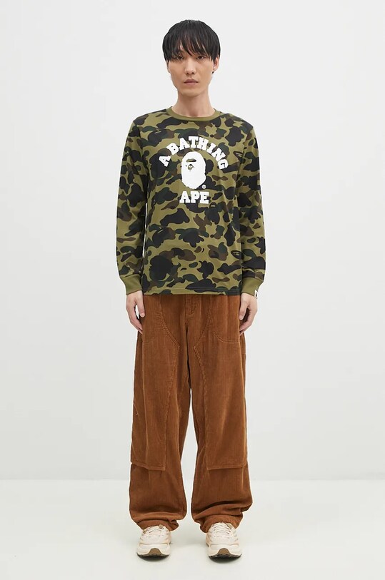 Bavlnené tričko s dlhým rukávom A Bathing Ape 1ST CAMO COLLEGE LONGSLEEVE TEE 1K80111008 zelená