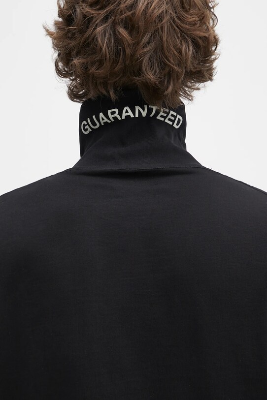 Хлопковый лонгслив PLEASURES Satisfaction Turtleneck P24W026 чёрный