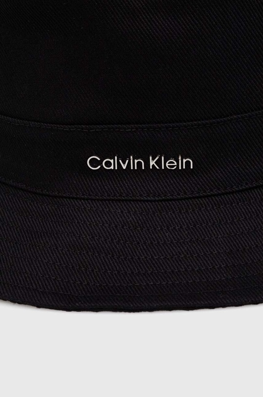 Oboustranný klobouk Calvin Klein K60K612035 černá AW24