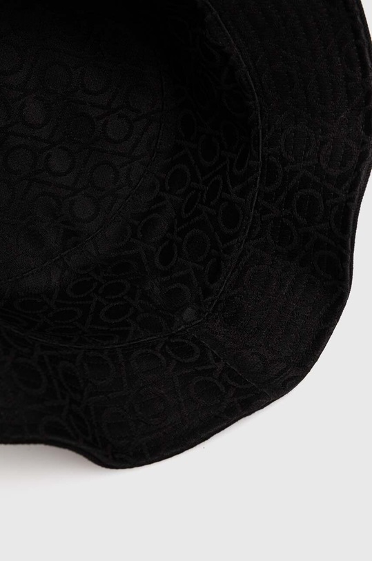 Oboustranný klobouk Calvin Klein černá K60K612035