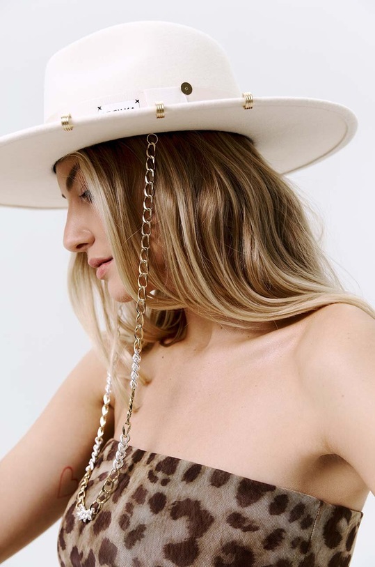 Klobouk LE SH KA headwear Gold Ecru London GoldEcruLondon bílá AW24