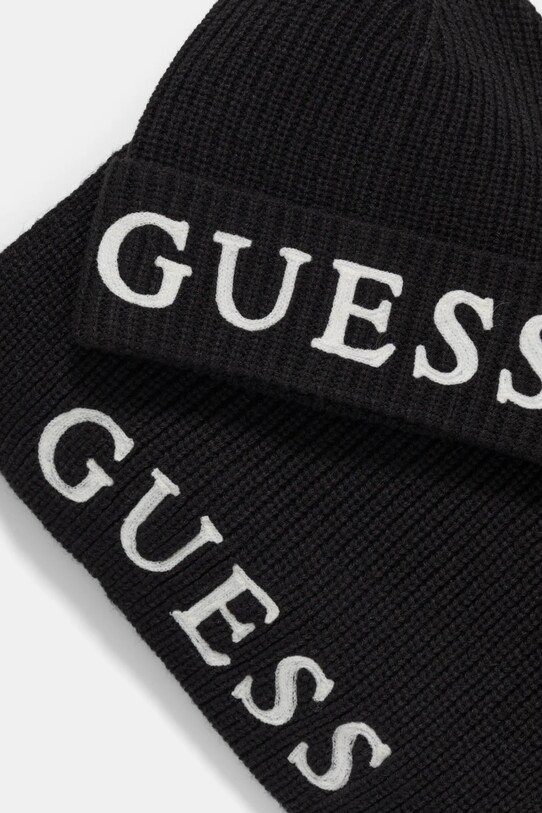 Guess sciarpa e capello nero GFBOXW.P4402