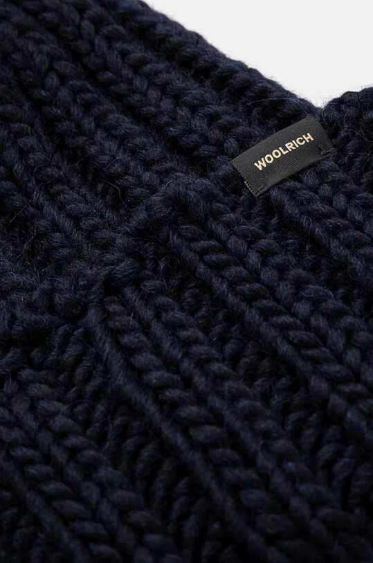 Vlnená čiapka Woolrich Chunky Beanie CFWWAC0196FRUF0766.UF07 tmavomodrá AW24
