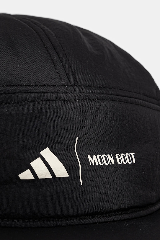 Šiltovka adidas x Moon Boot JE1943 čierna AW24