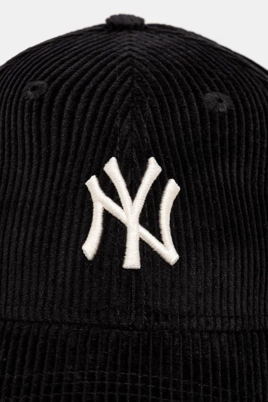 Pamučna kapa sa šiltom New Era CORD 9FORTY® NEW YORK YANKEES 60565251 crna AW24