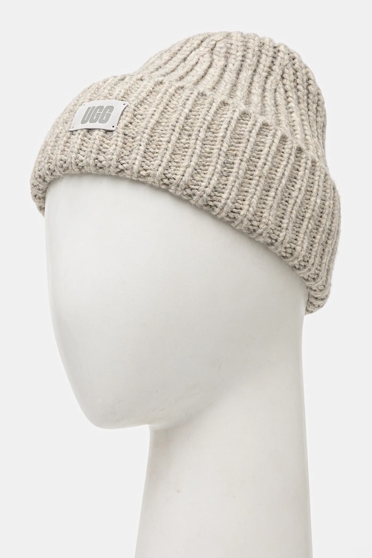 Шапка с примесью шерсти UGG CHUNKY RIB BEANIE 21687. серый AW25
