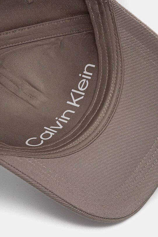 Calvin Klein czapka z daszkiem brązowy K50K512349