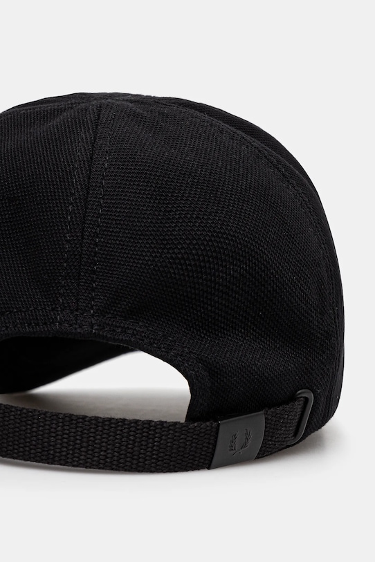 Аксесуари Бавовняна бейсболка Fred Perry Pique Classic HW6726.843 чорний