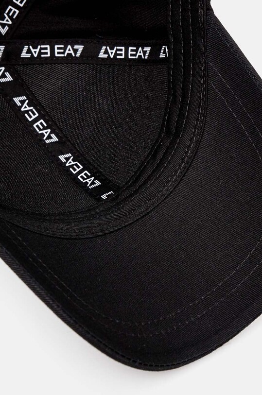 Бавовняна бейсболка EA7 Emporio Armani чорний AF11989.7X000005.MC008
