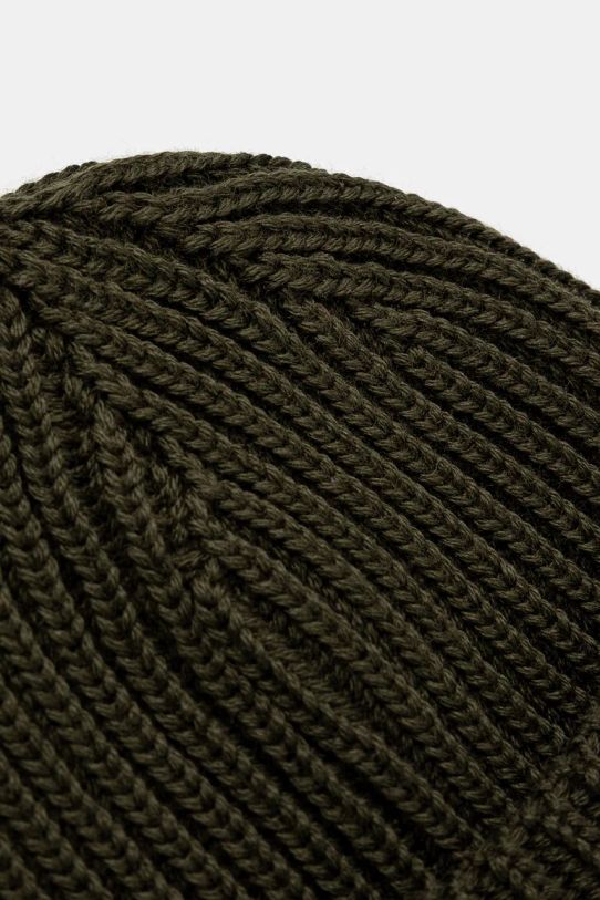 C.P. Company czapka wełniana Extra Fine Merino Wool Goggle Beanie 17CMAC122A005509A zielony AW24