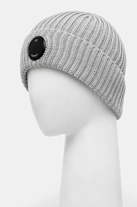 Doplňky Vlněná čepice C.P. Company Extra Fine Merino Wool Goggle Beanie 17CMAC272A005509A šedá