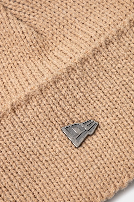 Čepice z vlněné směsi New Era WIDE CUFF BEANIE 60565427 béžová AW24