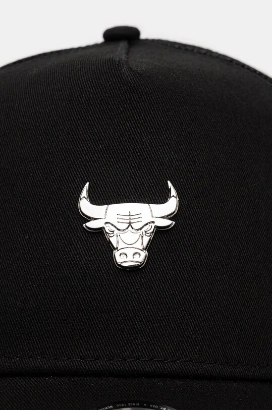 New Era czapka z daszkiem METALLIC TRUCKER CHICAGO BULLS 60565181 czarny AW24