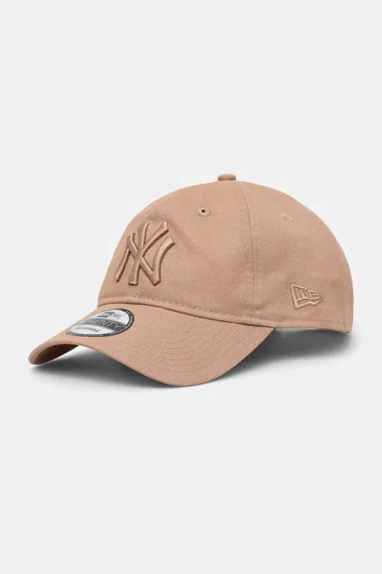 New Era czapka z daszkiem bawełniana ESS 9TWENTY® NEW YORK YANKEES bawełna brązowy 60565108