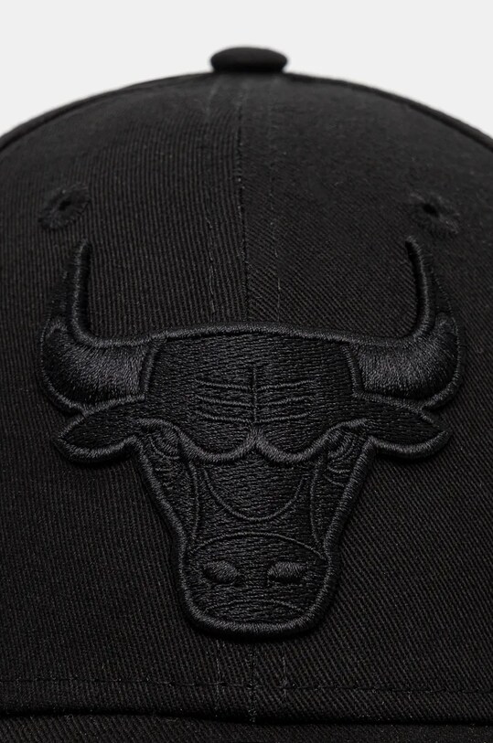 New Era șapcă de baseball din bumbac LEAGUE ESSENTIAL 9TWENTY® CHICAGO BULLS 60471485 negru AW24