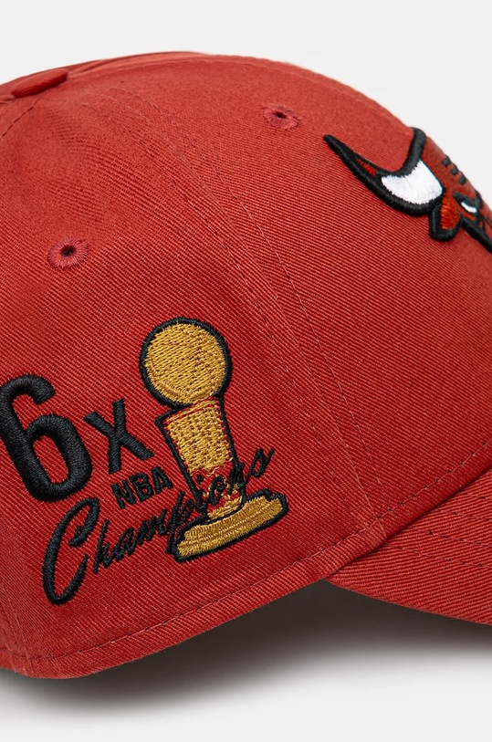 New Era berretto da baseball in cotone FLOWER ICON 9FORTY® CHICAGO BULLS 60565525 rosso AW24