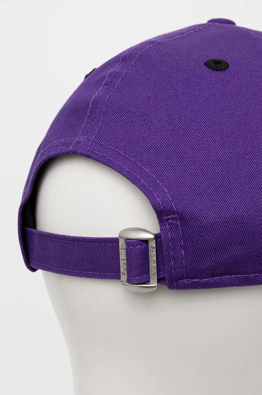 Bavlněná baseballová čepice New Era NBA SIDE PATCH 9FORTY® LOS ANGELES LAKERS 60565136 fialová AW24