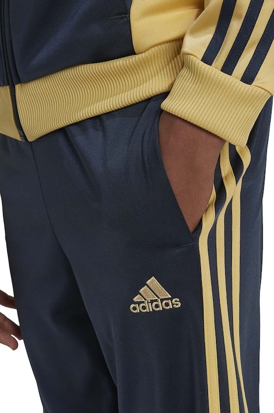 Chłopiec adidas Performance dres dziecięcy JUVEIDS TS IT3847 beżowy