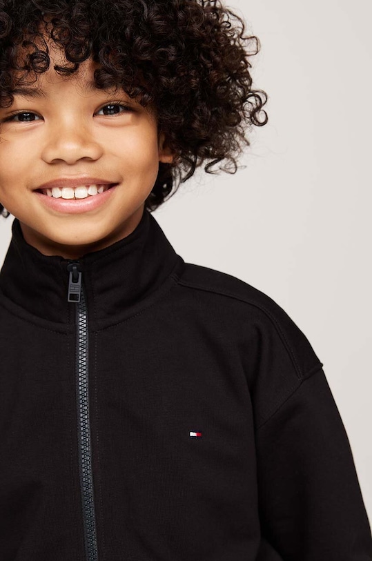 Chłopiec Tommy Hilfiger dres dziecięcy KS0KS00580.9BYH.98.122 czarny