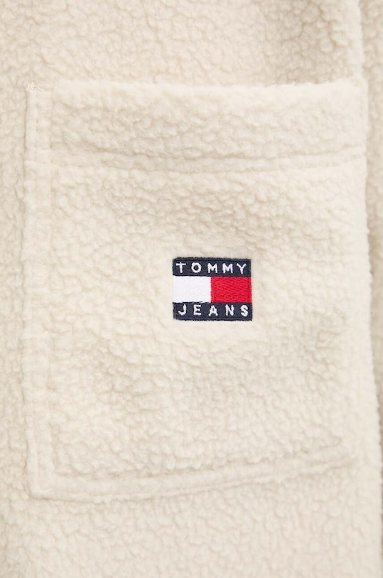 Яке тип риза Tommy Jeans DM0DM19647 бежов
