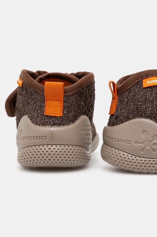 Detské papuče Biomecanics hnedá 241155