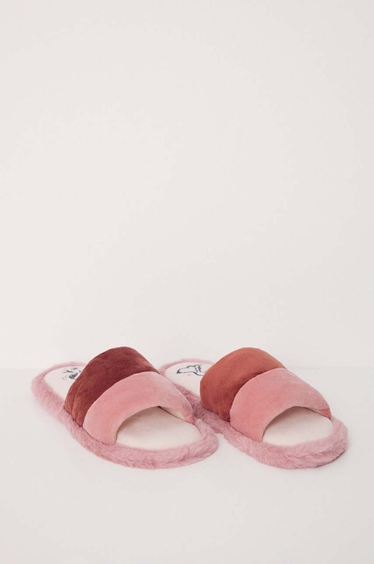 women'secret papucs Snoopy 4998035 rózsaszín AW24