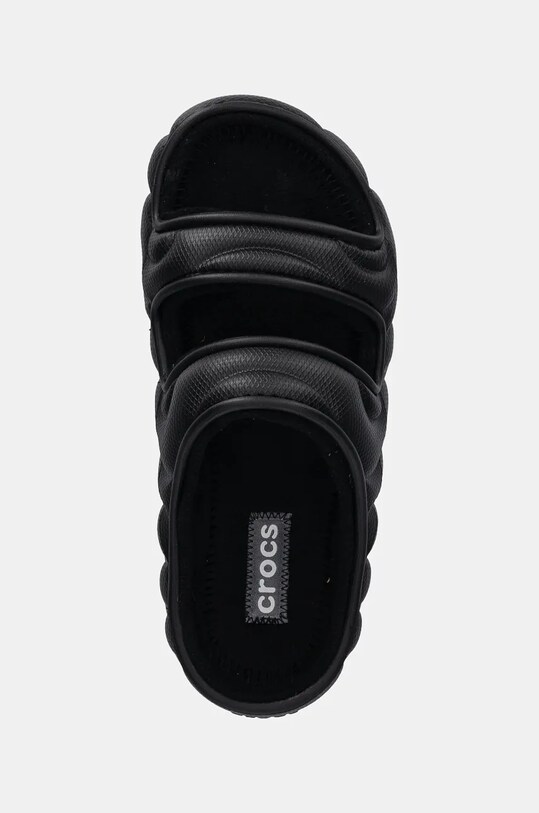Crocs kapcie Classic Cozzy Overpuff Sandal czarny 210074.001
