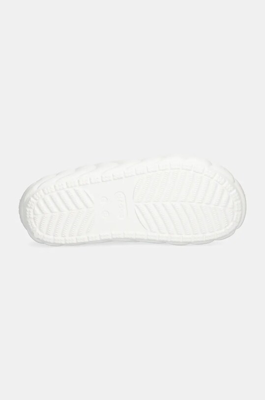 Шлепанцы Crocs Classic Cozzy Overpuff Sandal 210074.100 белый
