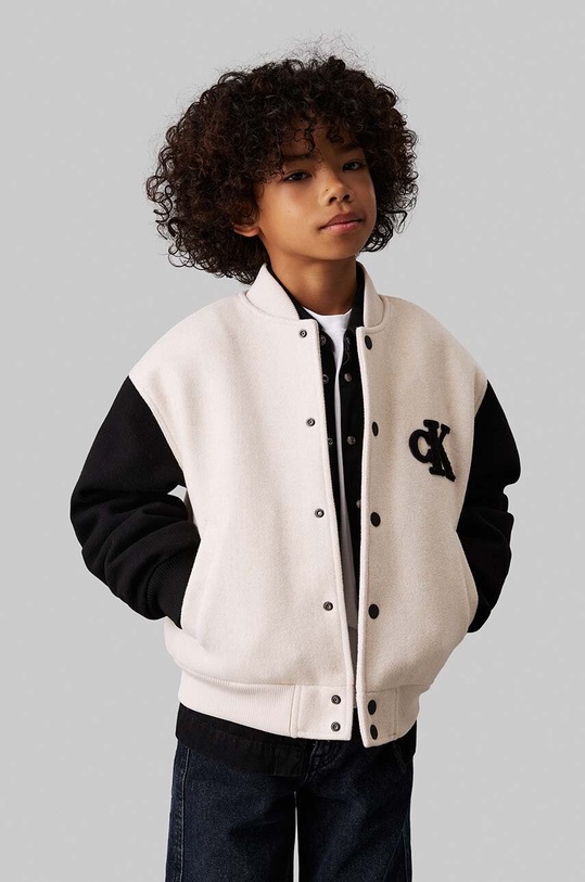 Calvin Klein Jeans geaca bomber pentru copii cu captuseala bej IB0IB02294.9BYH