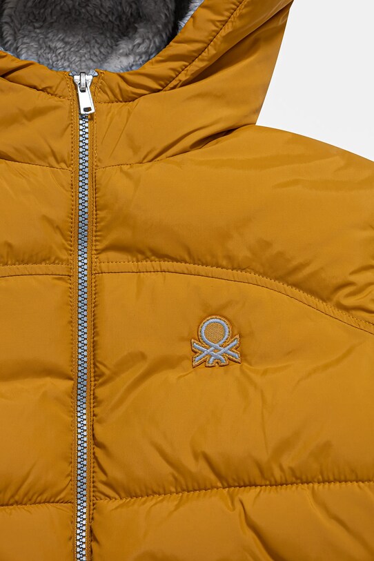 Хлопчик Дитяча куртка United Colors of Benetton 2WU0CN05I.G.Seasonal жовтий