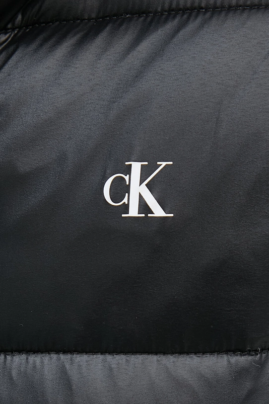 Куртка Calvin Klein Jeans J20J223580 чорний