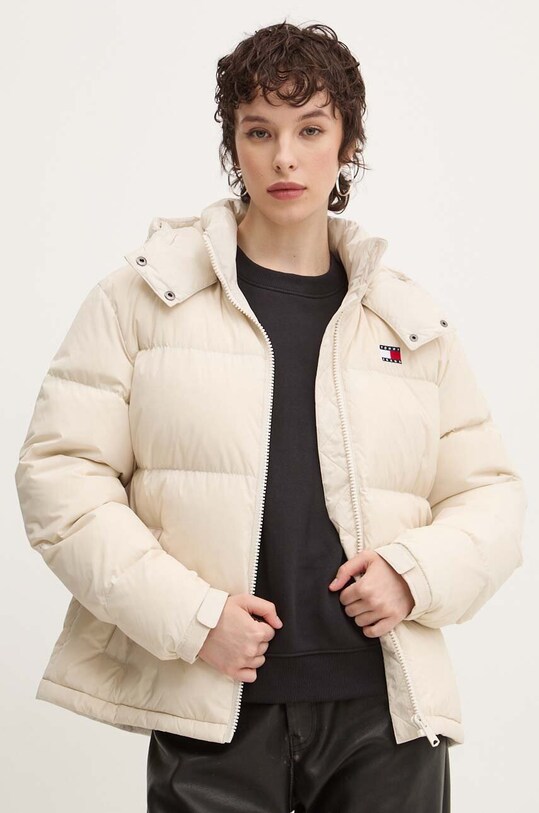 Péřová bunda Tommy Jeans béžová DW0DW18610