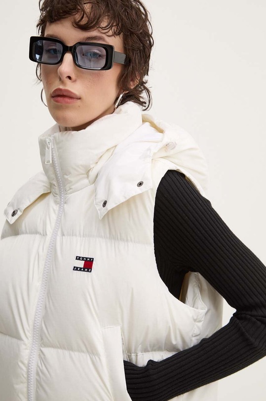 Пухова безрукавка Tommy Jeans з утепленням білий DW0DW18611