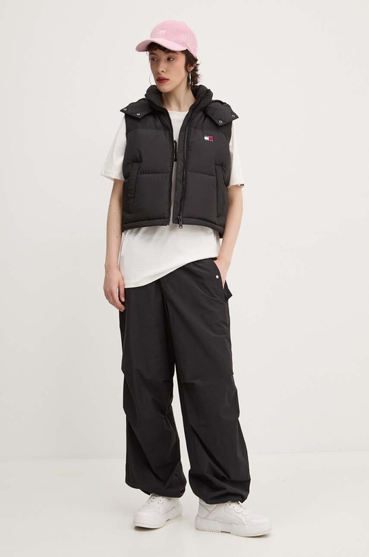 Пухова безрукавка Tommy Jeans DW0DW18611 чорний AW24