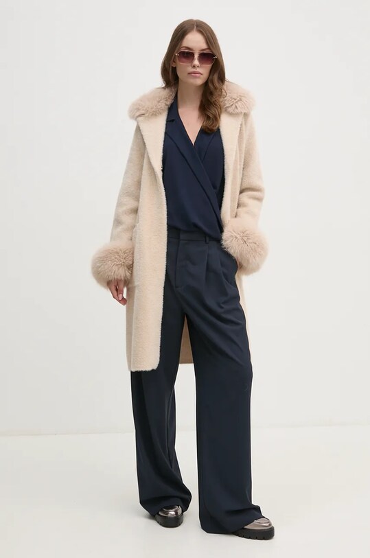 Палто Joseph Ribkoff 243923 бежов AW24
