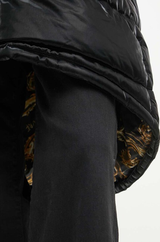 Куртка Versace Jeans Couture 77HASD19.CQ05D