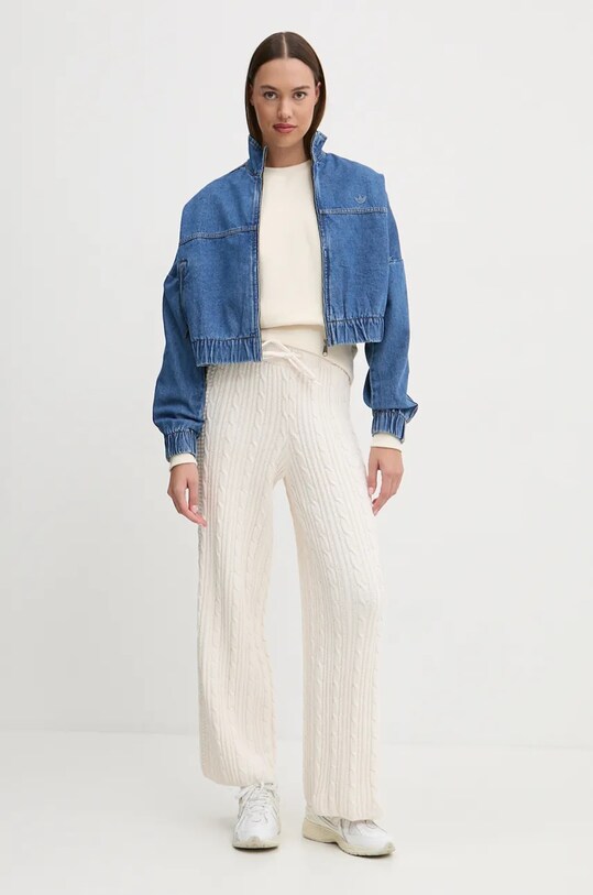 Бавовняна джинсова куртка adidas Originals IW5762 блакитний AW24