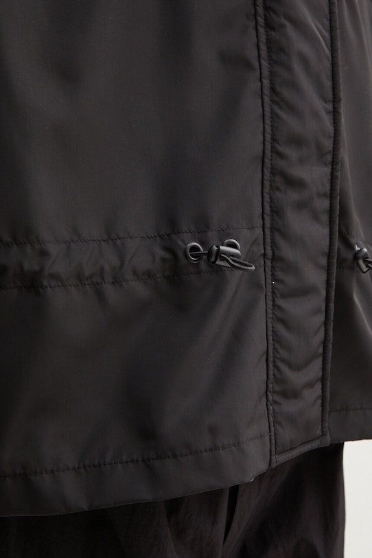 Bunda P.E Nation Shelter 243J334