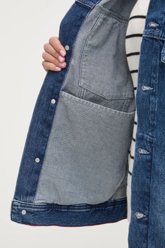 Džínová bunda Tommy Jeans DW0DW19745