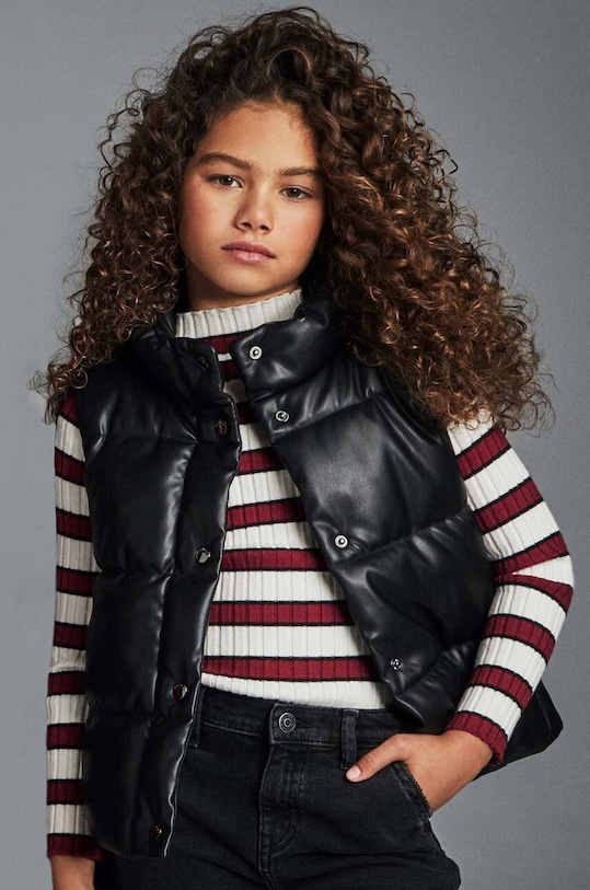 Dětská vesta Mayoral s podšívkou černá 7316.8G.Junior.9BYH