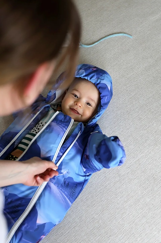 Reima salopete de iarnă pentru bebeluși Moomin Knytte cu captuseala albastru 5100079C.9BYH