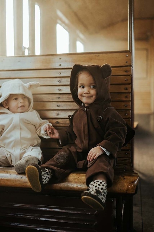 Комбинезон для младенцев Donsje Lonik Jumpsuit Bear с капюшоном коричневый 4084401.