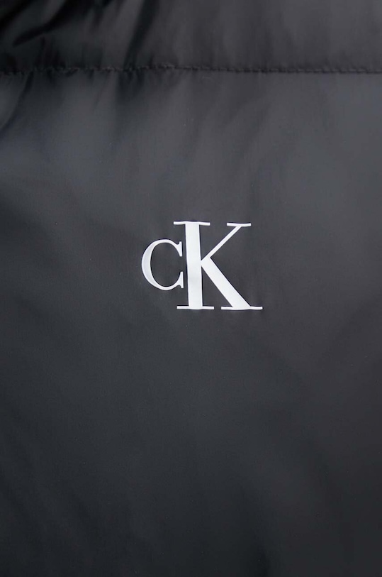 Péřová vesta Calvin Klein Jeans J30J325901